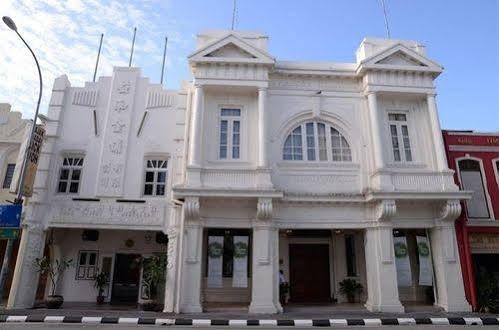 Sarang Paloh Heritage Guest house 3*